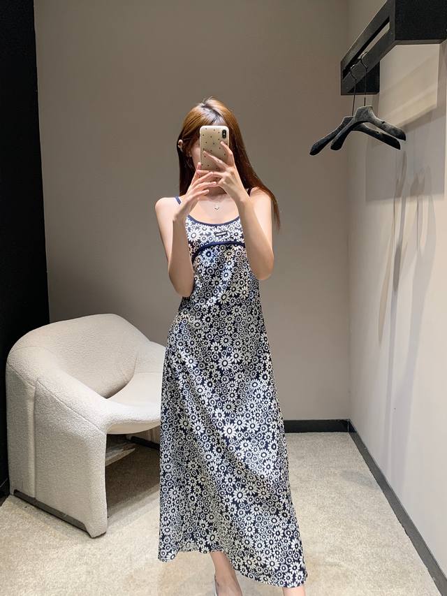 Miumi* 25Ss Spring and Summer new floral suspender dress ح Exclusively developed