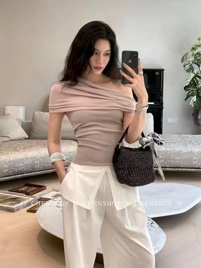 Viktoriachan 2025 early autumn new knitted top, elastic fabric can be easily adj
