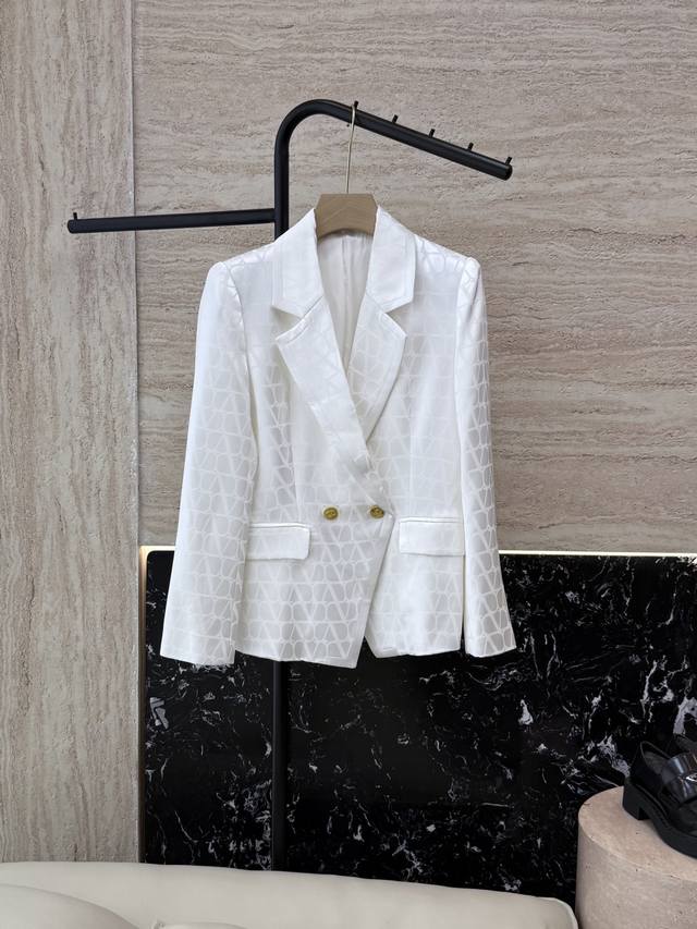 Xz0108# New coat Valentino 100% acetate letter jacquard long-sleeved coat black