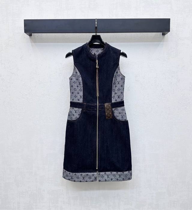 Louis Vuitto*2025 New arrivals Spliced denim vest skirt Customized Yb imported t