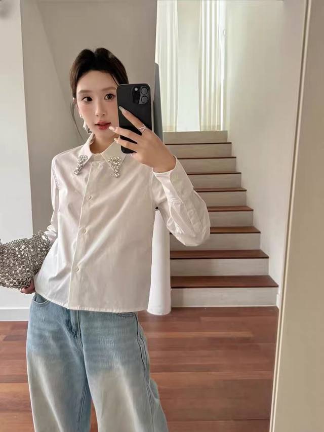 Pra! Specialty model! High version! Long-sleeved short shirt with heavy embroide