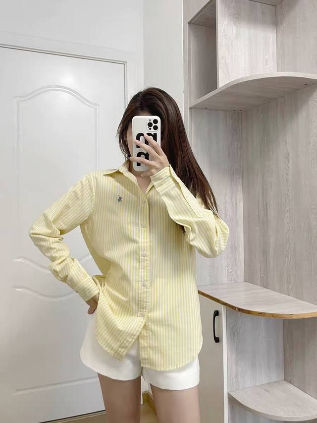 Ralph Lauren! Long-sleeved striped shirt with pony pattern embroidered on the ch