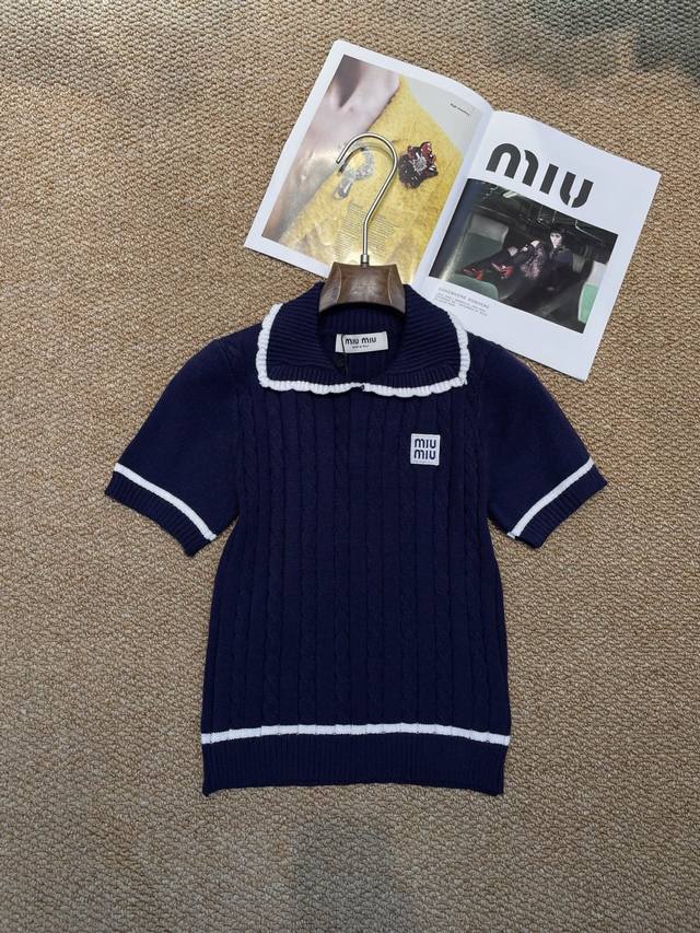 Miumiu new knitted short sleeves, soft and anti-pilling fabric, machine washable