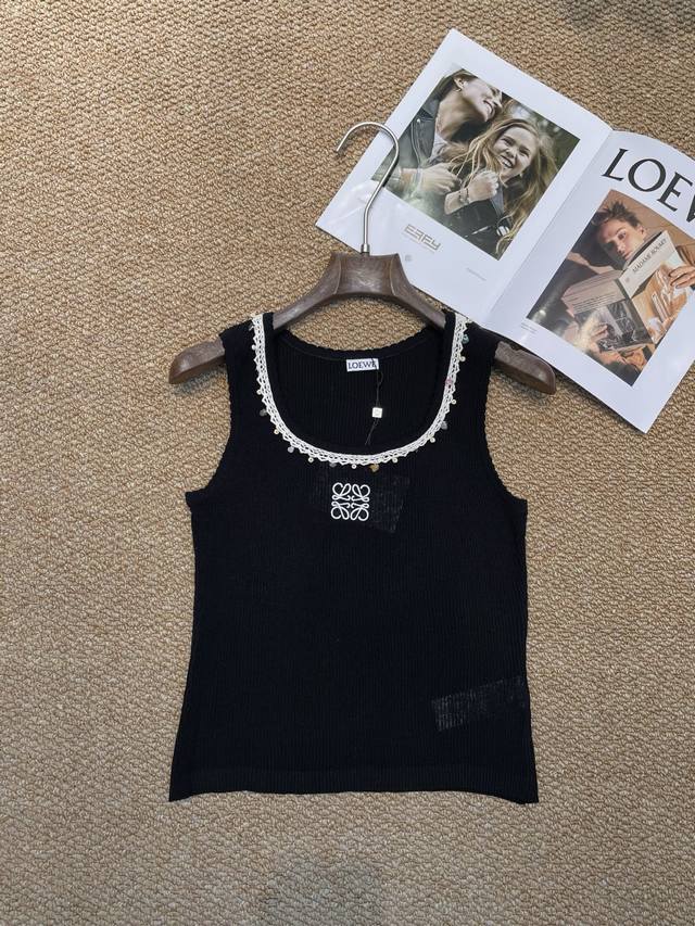 Loewe's new knitted vest, gentle milk apricot color with soft light filter, loos