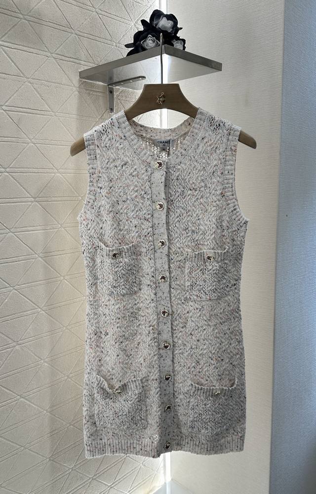 Chane*2025 New arrivals knitted cardigan dress Customized Yb cashmere yarn, soft