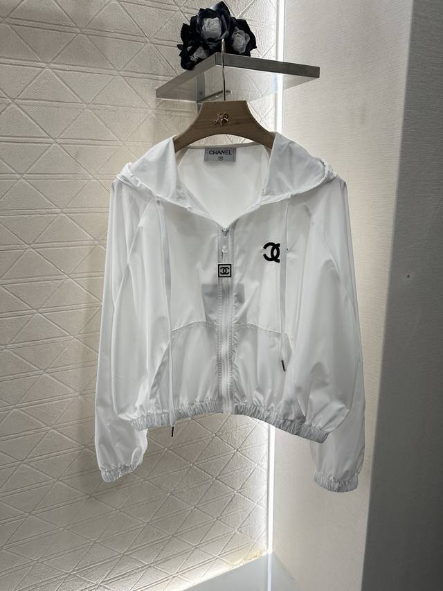 Chane*2025 New arrivals Hooded sun protection jacket and shorts set Customized Y