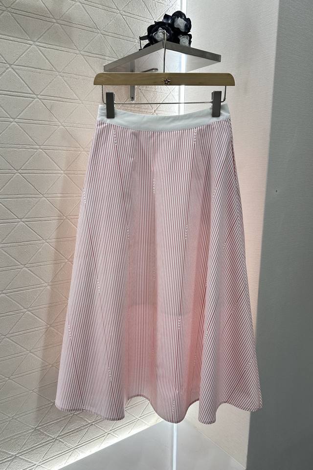 Gucc*2025 New arrivals Striped mid-sleeve shirt and skirt set Customized Yb twil