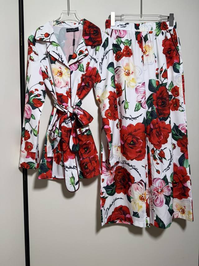 suit Dolce&Gabbana new women's rose print home wear pajamas suit shirt + casual