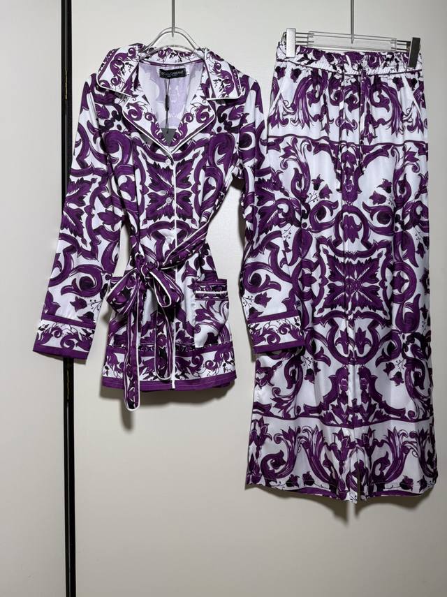 suit Dg Dolce & Gabbana women's new purple porcelain print pajamas suit purple b