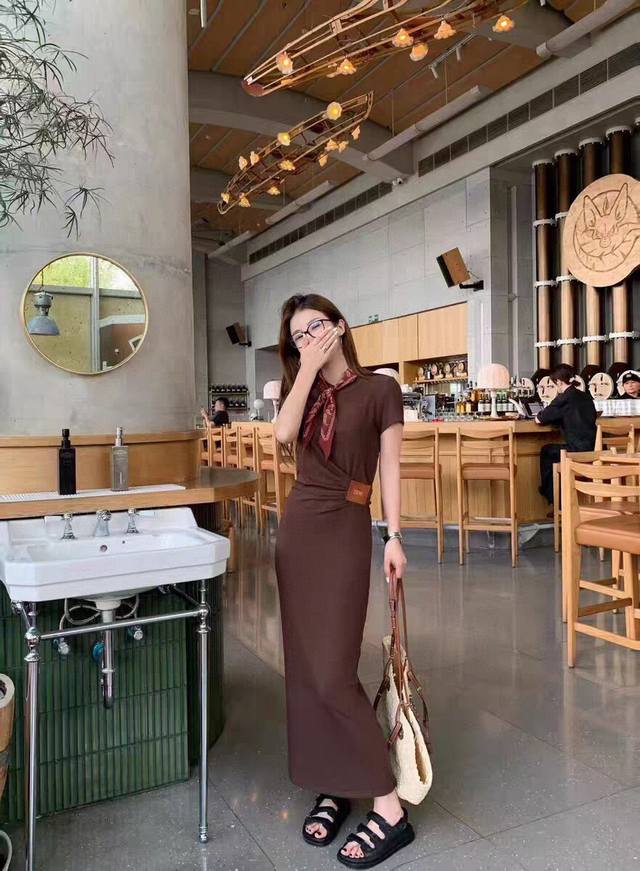 Loewe Loewe's popular series classic leather brand decoration simple atmosphere