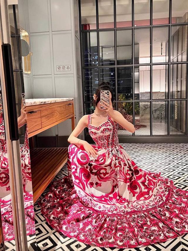 Dolce&Gabbana Dolce & Gabbana palace style retro red blue and white porcelain pr