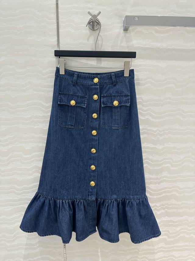 Exclusive first release, hot order recommendation, V series fashionable outfit!