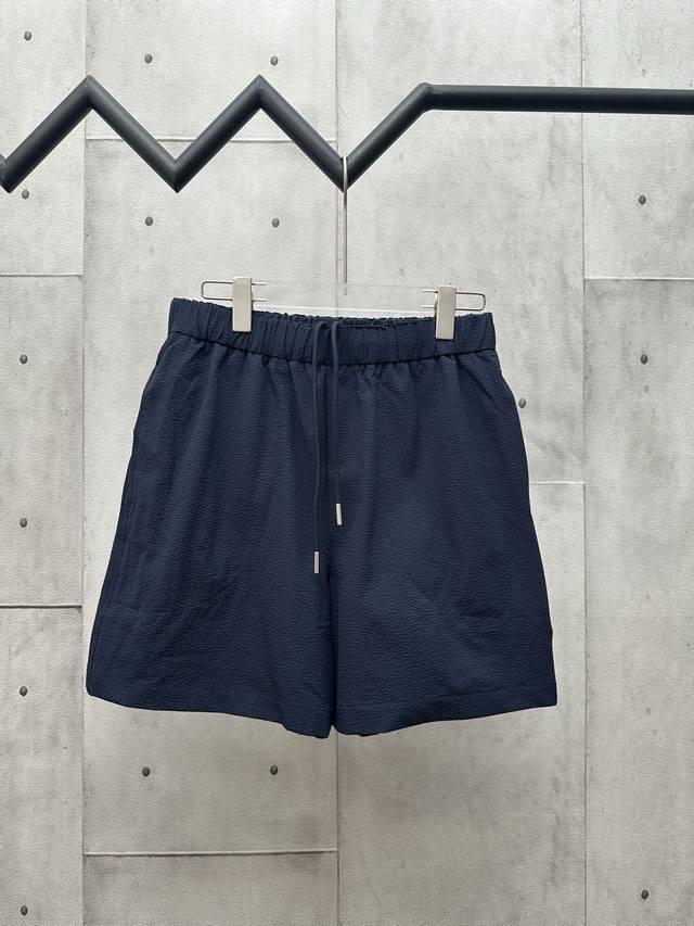 Moncler Bubble Wrinkle Logo Shorts Fabric selection: Select cotton blended woven