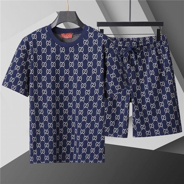 2025 Spring and Summer New T-shirt. Early Spring New Men's Round Neck Classic Lo