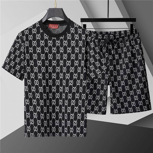 2025 Spring and Summer New T-shirt. Early Spring New Men's Round Neck Classic Lo