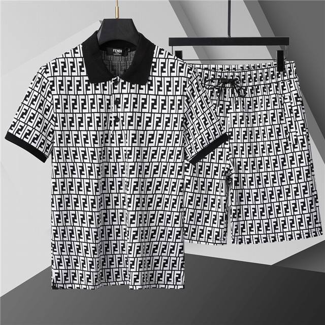 2025 Spring and Summer New T-shirt. Early Spring New Men's Round Neck Classic Lo