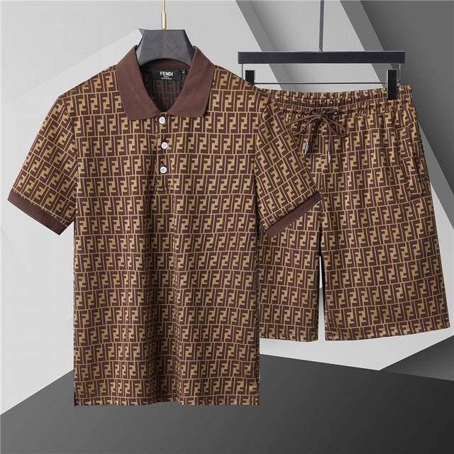 2025 Spring and Summer New T-shirt. Early Spring New Men's Round Neck Classic Lo