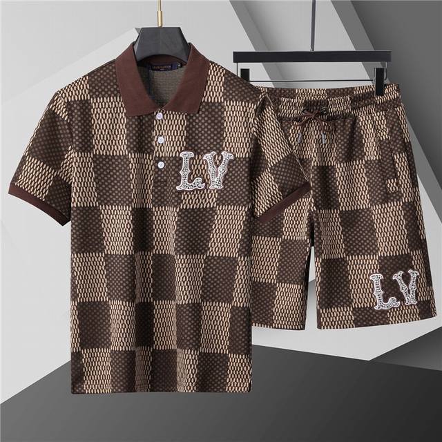 2025 Spring and Summer New T-shirt. Early Spring New Men's Round Neck Classic Lo