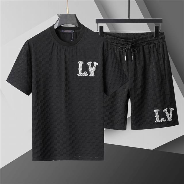 2025 Spring and Summer New T-shirt. Men's round neck classic logo lapel uses imp