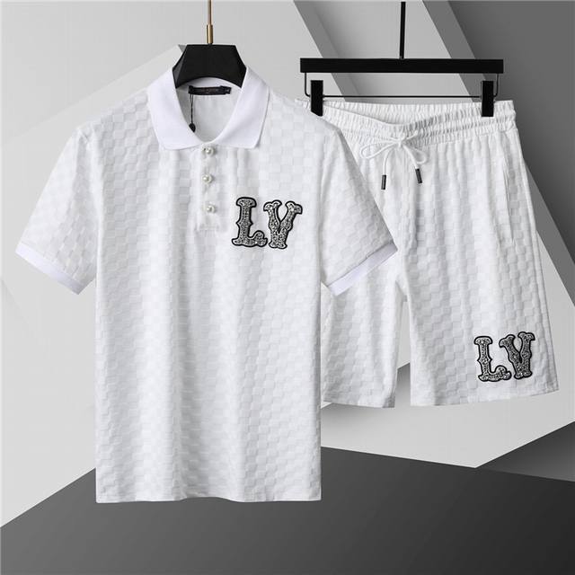 2025 Spring and Summer New T-shirt. Men's round neck classic logo lapel made of