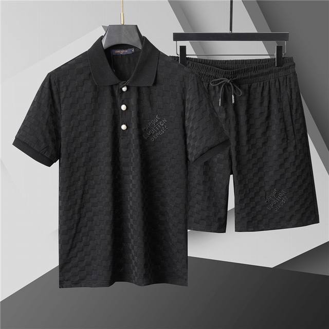 2025 Spring and Summer New T-shirt. Men's round neck classic logo lapel made of