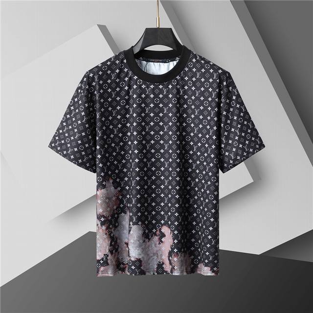 2025 Spring and Summer New T-shirt. Men's round neck classic Logo T-shirt uses i