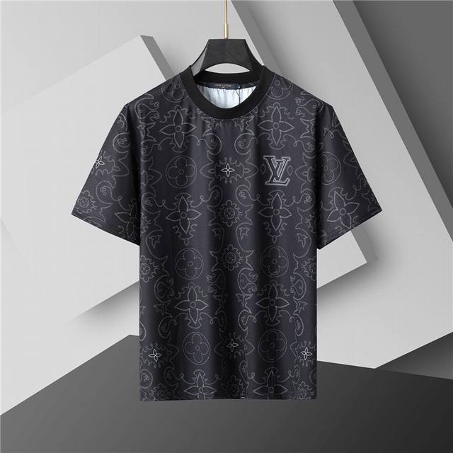 2025 Spring and Summer New T-shirt. Men's round neck classic Logo T-shirt uses i