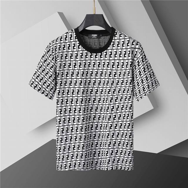 2025 Spring and Summer New T-shirt. Men's round neck classic Logot shirt uses im