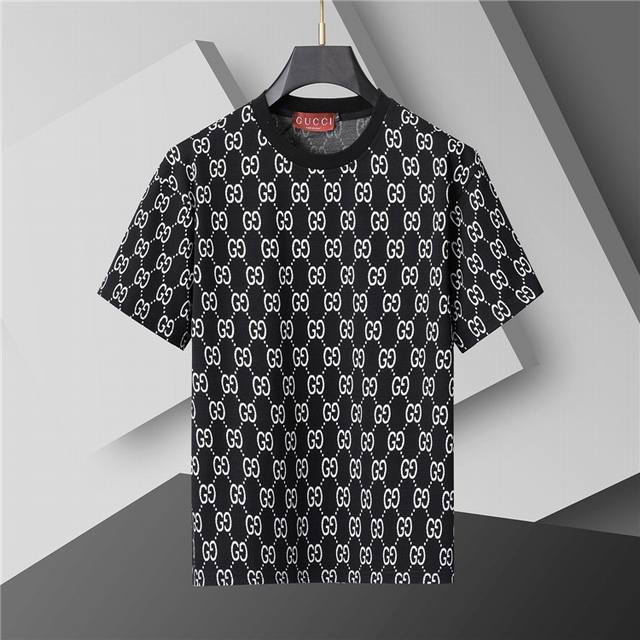 2025 Spring and Summer New T-shirt. Men's round neck classic Logot shirt uses im