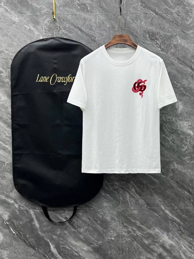Gucci# 2025 Spring and Summer New Release, the latest short-sleeved round neck T