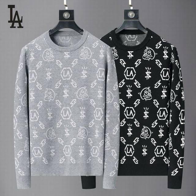 New sweater Style number: 3121 Main Color: black, gray Size: M