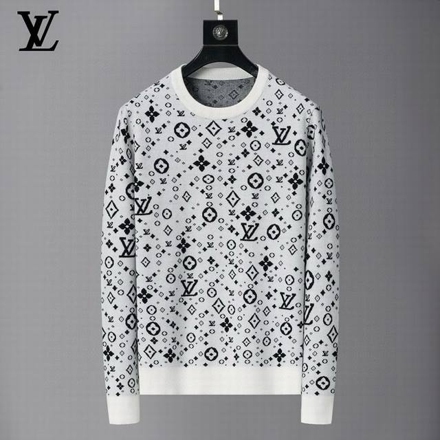 New sweater Style number: 3103 Color: black, blue-gray, white Size: M