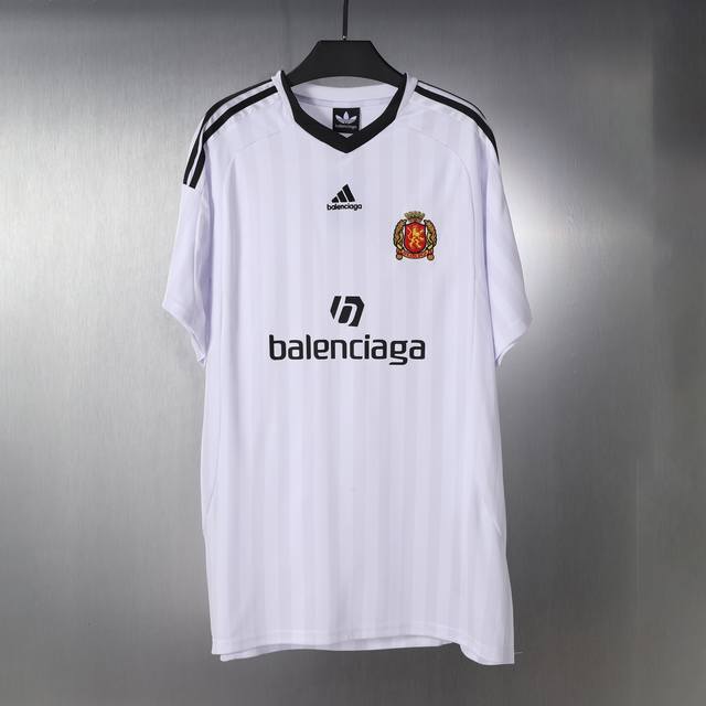 E01# Joint Sporty Stripe Short Sleeve Jersey Color: Black, Red, White Size: 1 2