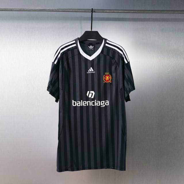 E01# Black and red short-sleeved jersey Color: black, red, white Size: 1 2 3 DDD