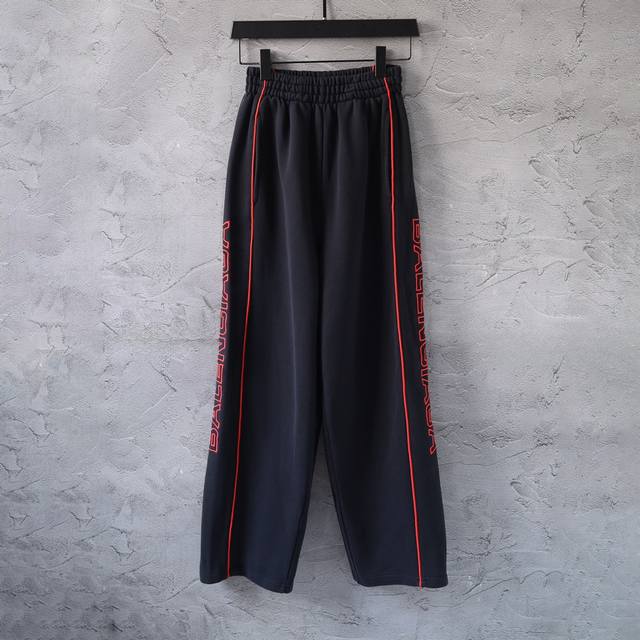 C020# Manchester United series hollow red label letter embroidered sweatpants sp