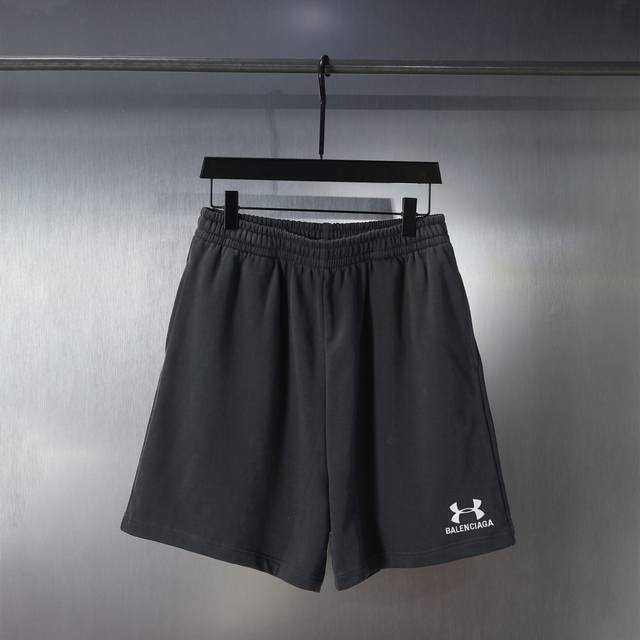 D015# Under Armour co-branded classic Logo embroidered shorts sports pants beach