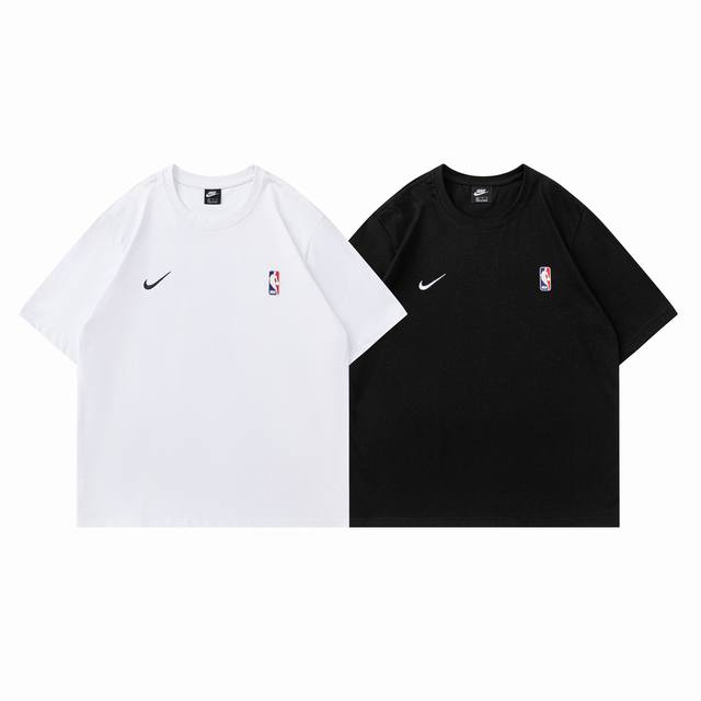 116# Nike T-shirt black and white M-Xxl DDD