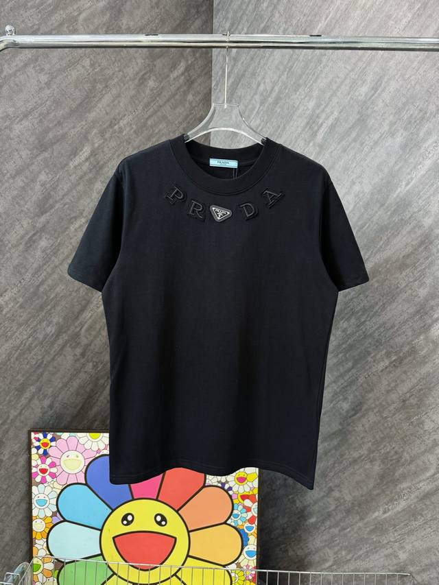 Style No. G11 Prada burnt flower letters classic triangle iron label round neck