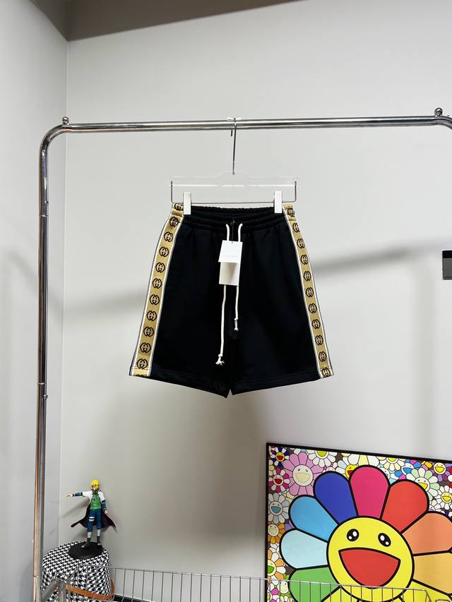 Style No. W960 Gucci classic shorts with reflective webbing Gucci classic count
