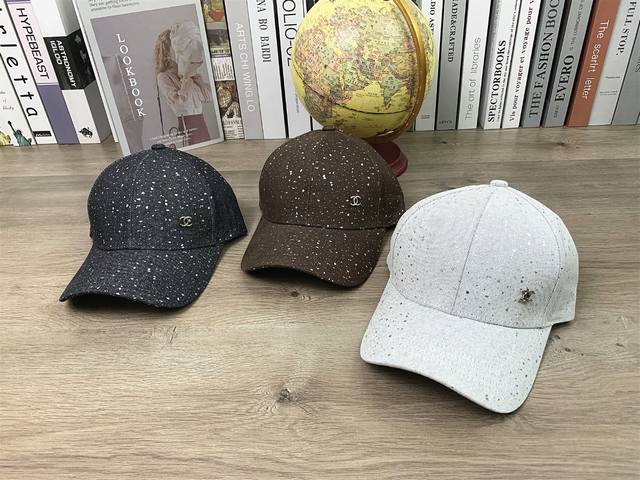 9727# #Chanel small logo hard top baseball cap flower dot duckbill cap men and w