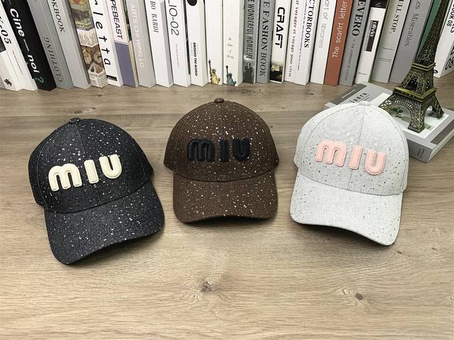 9715# #Miu Miu hard top baseball cap casual outdoor duckbill cap same style vers