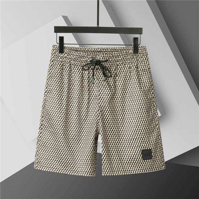 2025 Spring and Summer New T-shirt. Men's round neck classic logo beach pants, u
