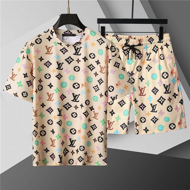 2025 Spring and Summer New T-shirt. Men's round neck classic logo lapel uses imp