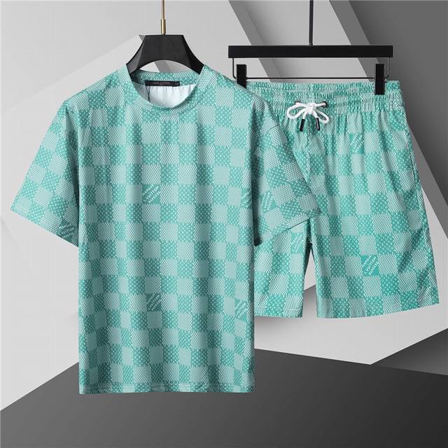 2025 Spring and Summer New T-shirt. Men's round neck classic logo lapel uses imp
