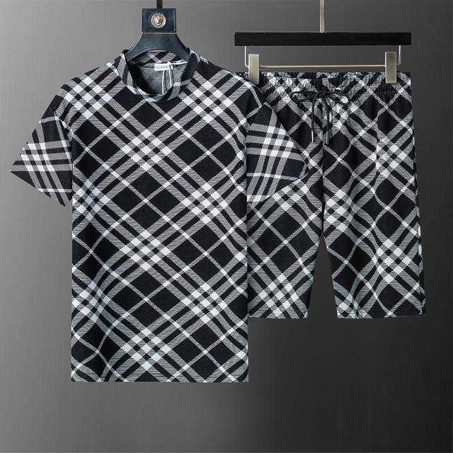 Spring and summer official website synchronized new round neck short suit, plai