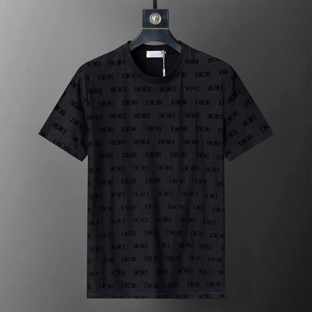 New T-shirt with flocking printing, exquisite workmanship, synchronized with th