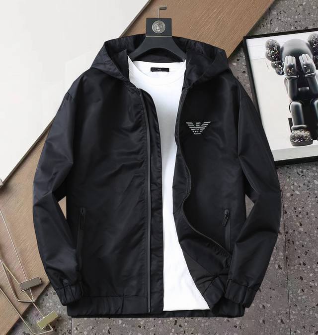 Same style as on the official Armani website, also on sale! This new Spring 2025