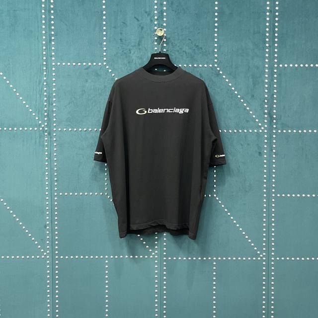 Balenciaga Blcg 25Ss half-circle letter embroidered short-sleeved T-shirt, a mus