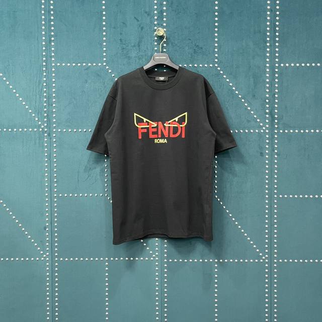 Fendi Fd 25Ss Little Devil Eyes Print Short-Sleeved T-shirt Fd023 Light Luxury M