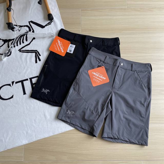 Arc'teryx High-Quality Shorts with Two-Tone Side Zippers for Outdoor Sports and